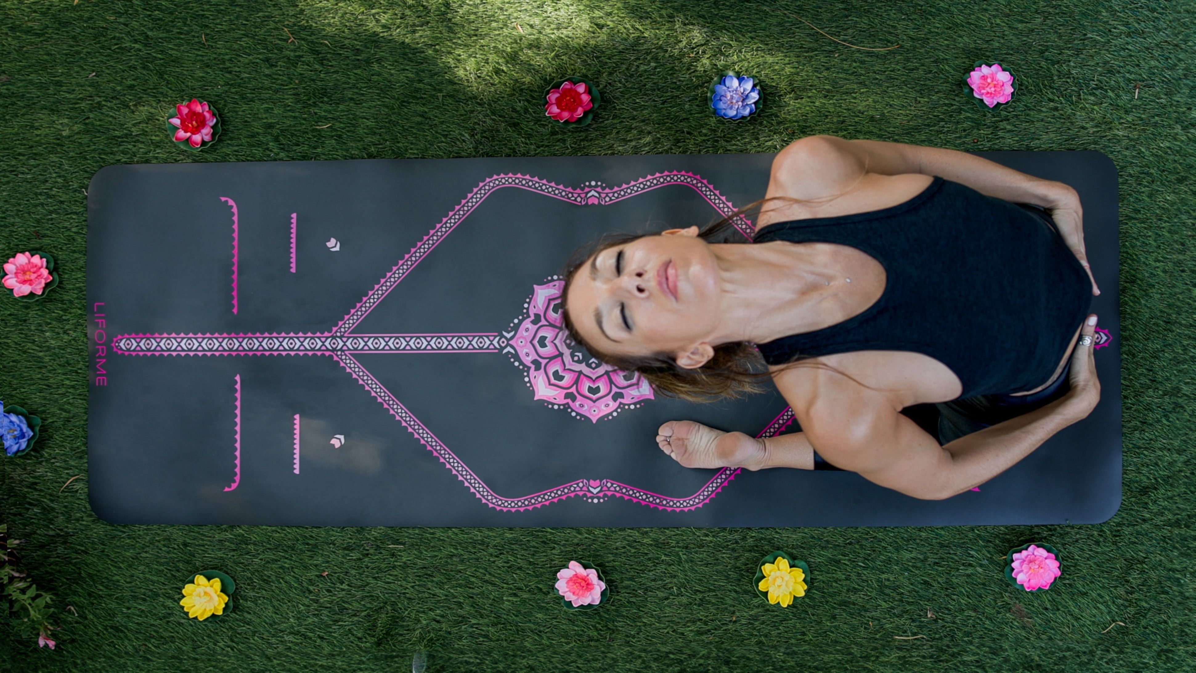 לייפורם דגם Blossoming Lotus ב2 צבעים
