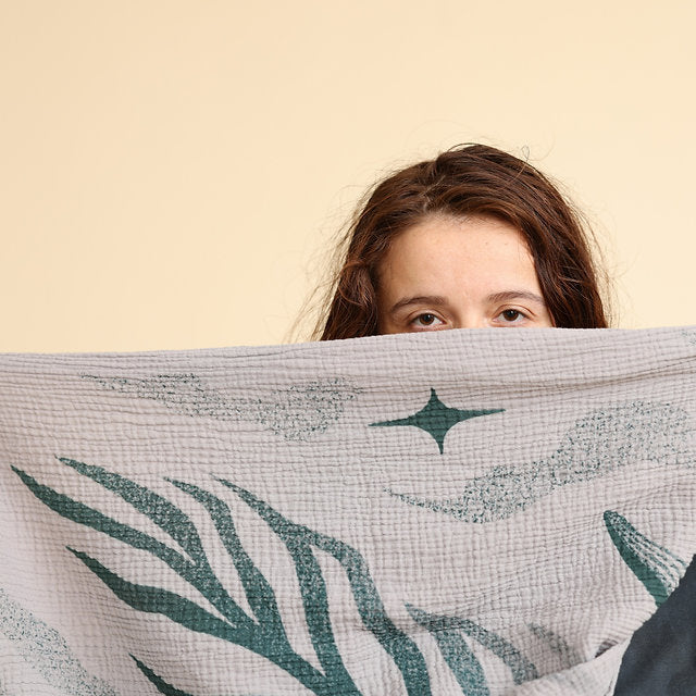 שאל מאויר למדיטציה - שירת הלווייתן