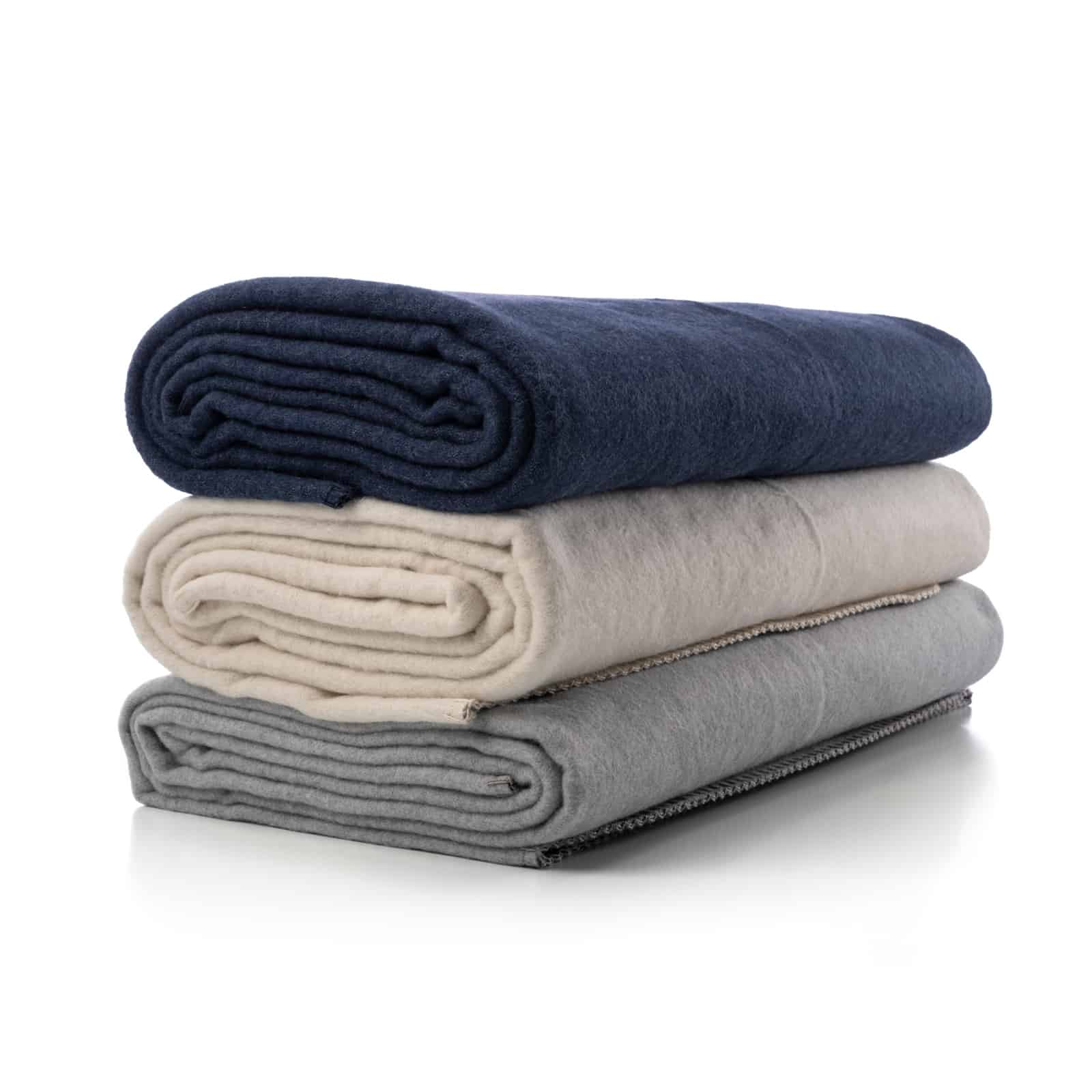 שמיכת יוגה KURMA – דגם חדש ומפנק בעלת שני צבעים